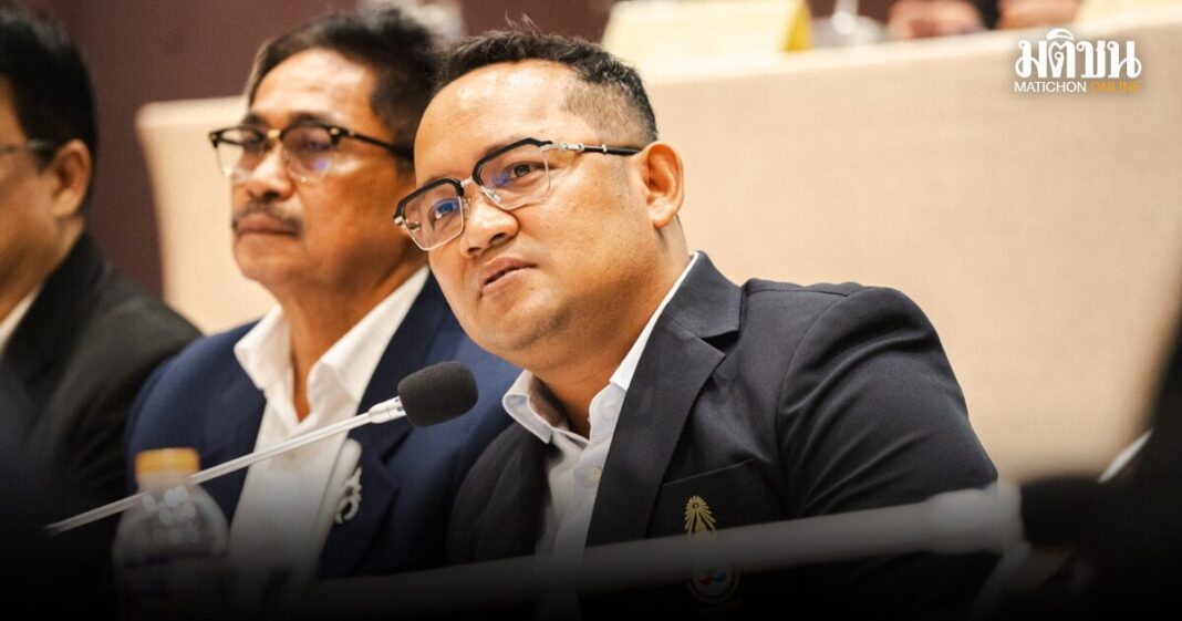 7D671537 C782 407F 9A77 DA4CE01486AF